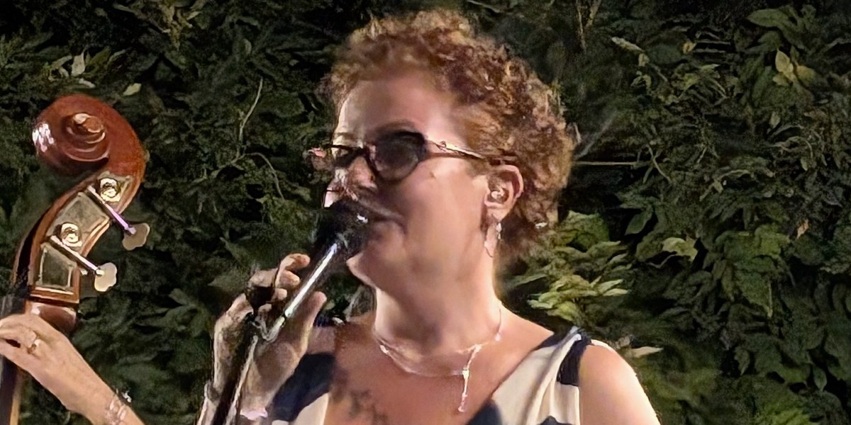 Valeria Paci vocal coach – lezioni di canto online e live performance